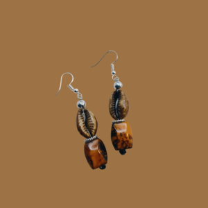 Vintage Cowrie Drop